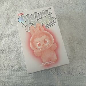 Pop Mart Big Into Energy Labubu